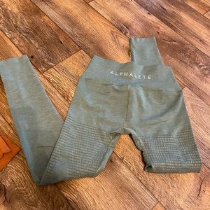 Alphalete halo leggings light green